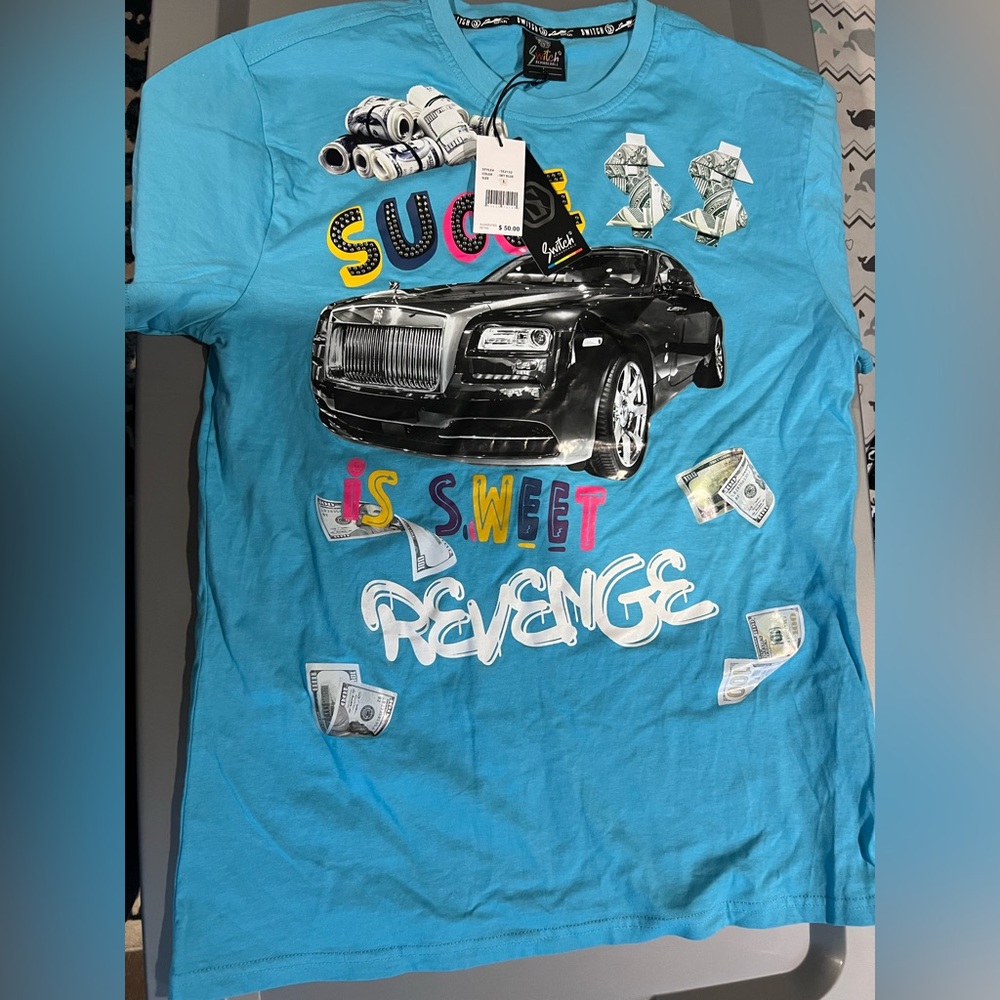 New switch large graphics tshirt
